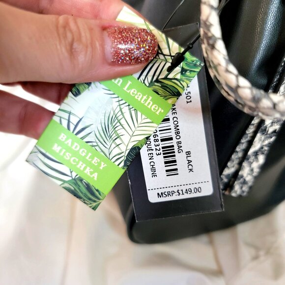 Badgley Mischka Black Slouchy Women’s Crossbody Handbag w/ Bow~ Non-Smkng ~ NWT - Picture 3 of 9